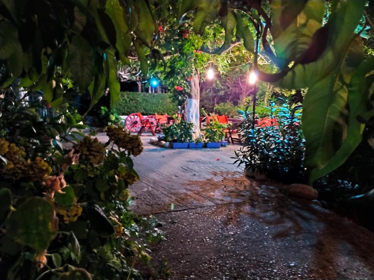 Aiolis Rooms Kamariotissa Exterior foto